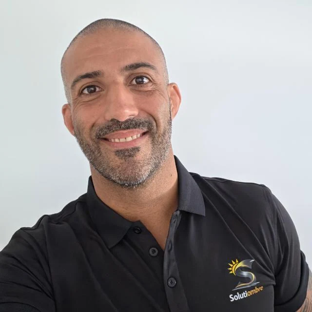 Stéphane SINAMA-VALLIAMÉE, en polo Solutiombre